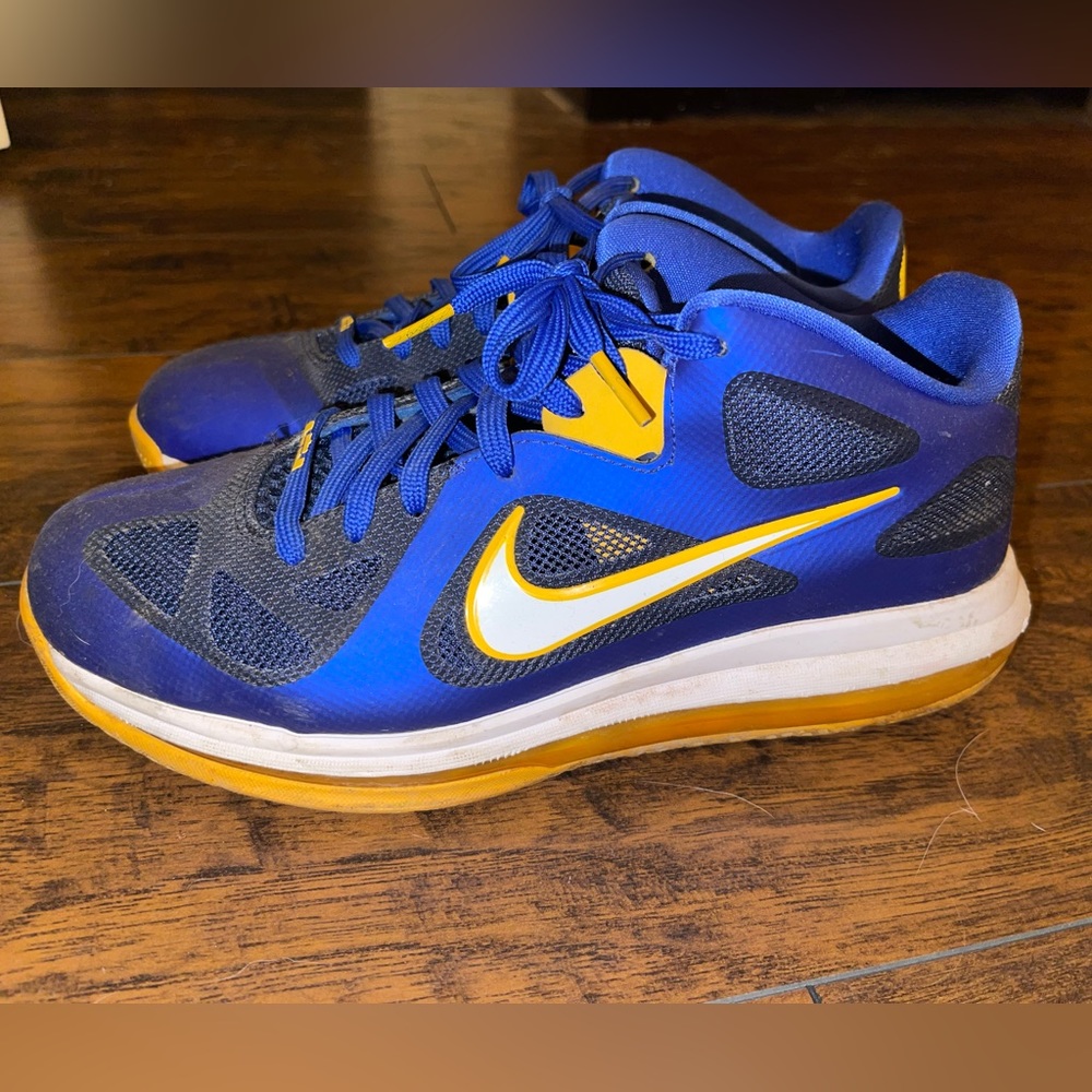 Nike LeBron 9 Low Entourage